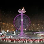 泰国总理;泰中关系紧密