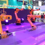 习近平称中俄找到正确周边大国交往之路